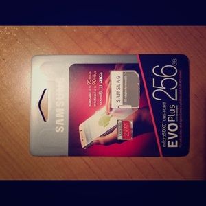 New Samsung SD Card 256GB